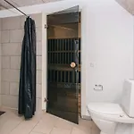Luxury Retreat By The Sea 펜션