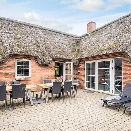 Luxury Retreat By The Sea - By Traum *