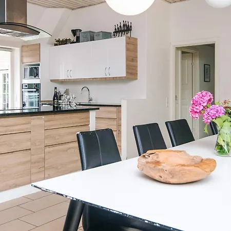 Nyaraló Luxury Retreat By The Sea - By Traum