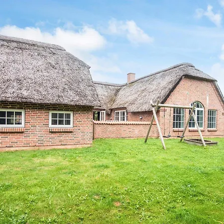 Luxury Retreat By The Sea - By Traum Nyaraló *